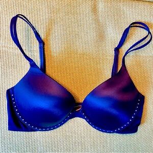 Victoria’s Secret 32D Very Sexy Push Up